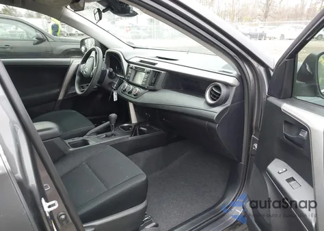 2017 Toyota Rav4 Le z USA, uszkodzony, nr VIN 2T3BFREV1HW604874